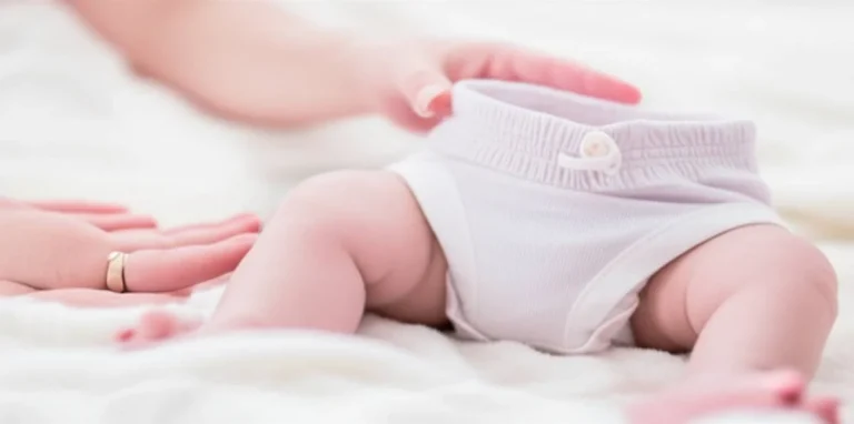 بررسی تخصصی شورت دو گره بچه فیروز؛ ویژگی ها، مزایا و راهنمای خرید